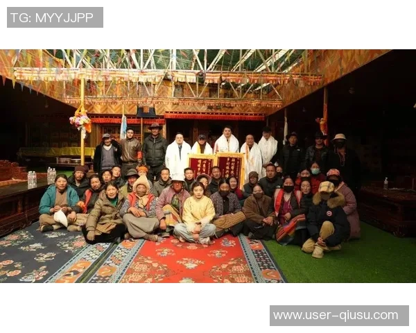 福克斯盛赞文班攻防意识明确期待持续进步与团队协作 福克斯盛赞文班攻防意识明确期待持续进步与团队协作